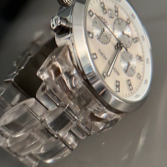 MICHAEL KORS MK-5235 Chronograph Quartz White Mother of Pearl Dial Lucite Watch - Picture 11 of 16
